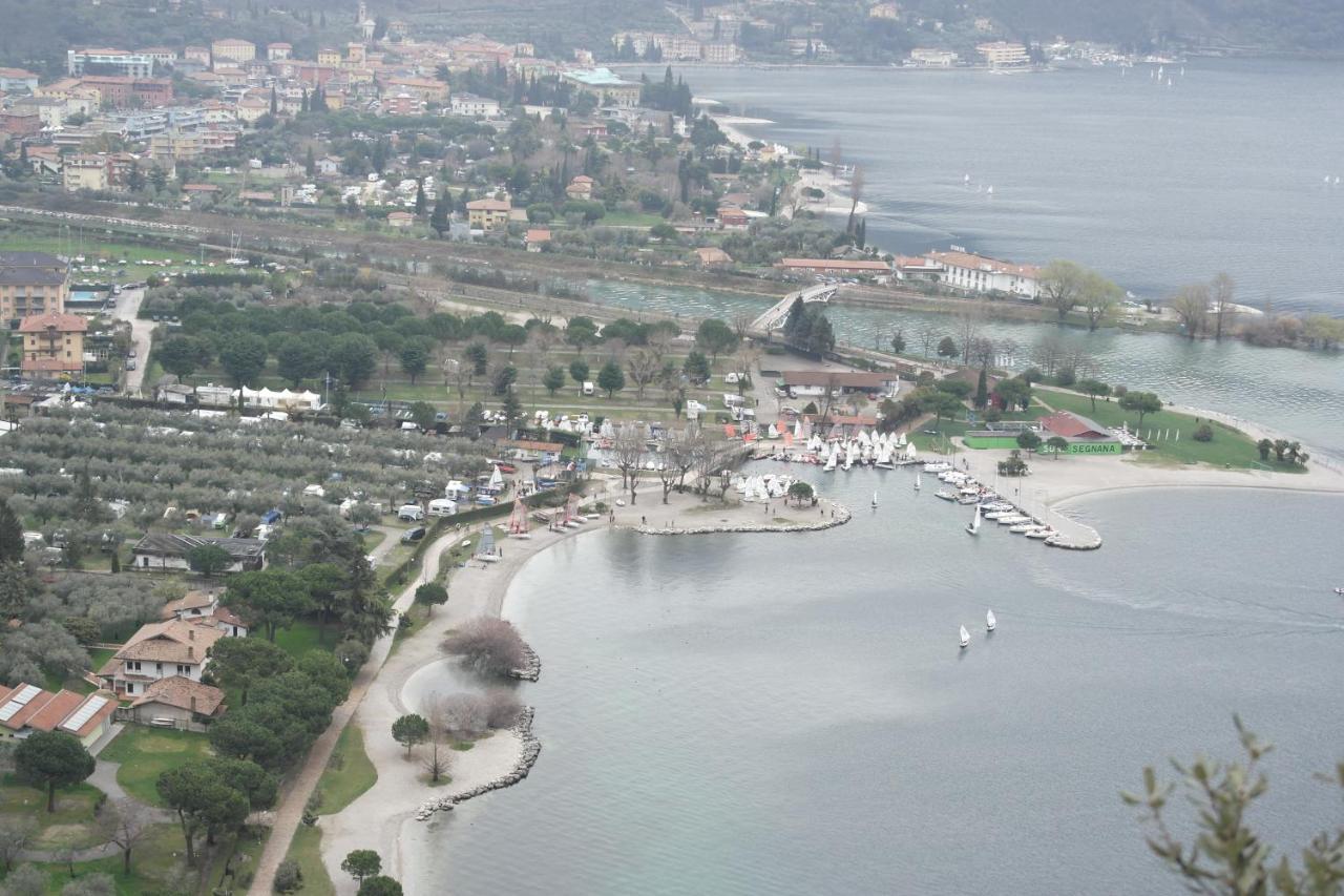 Hotel Villa Verde Torbole Sul Garda Екстериор снимка