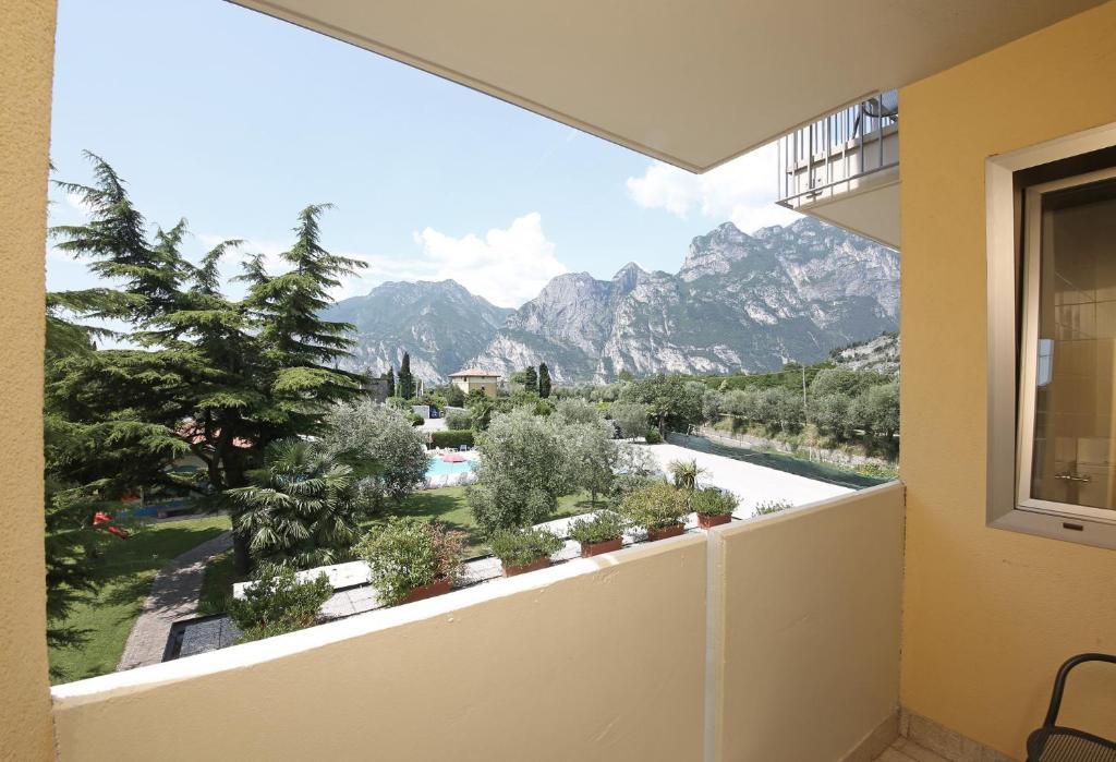 Hotel Villa Verde Torbole Sul Garda Екстериор снимка