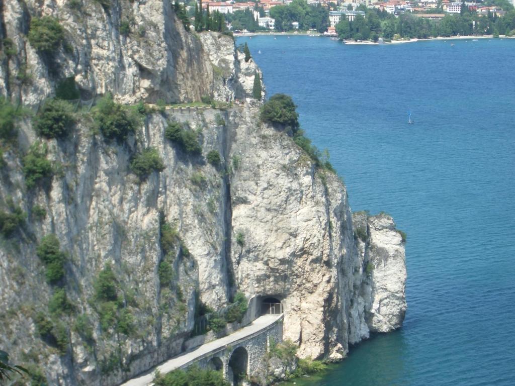 Hotel Villa Verde Torbole Sul Garda Екстериор снимка