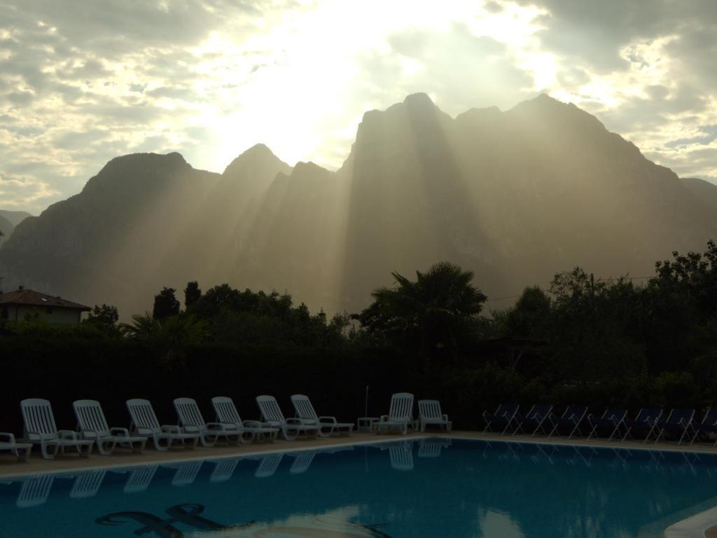 Hotel Villa Verde Torbole Sul Garda Екстериор снимка